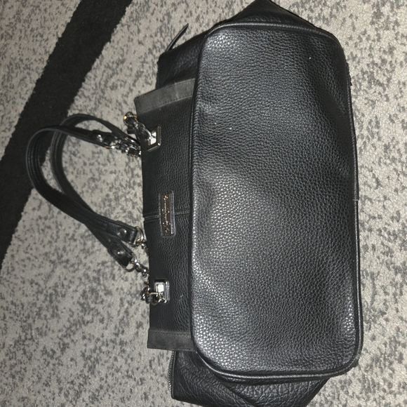 Elegant Black Leather Women's Bag Jessica Simpson FOR SALE ONLY NO TRADES - Picture 2 of 6